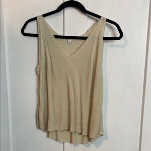 St. John | Cream Sleeveless Knit Top - small